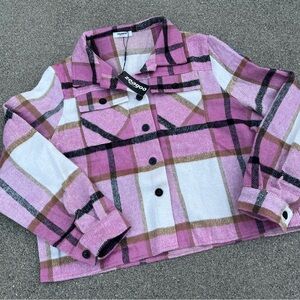 Zeagoo Pink Cropped Flannel Button Up Jacket NWT Size Large